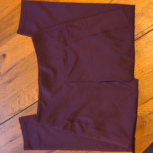 Purple Zyia workout capris with side pockets size 4